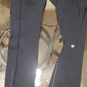 Lululemon Fast & Free 3/4 length tights.
